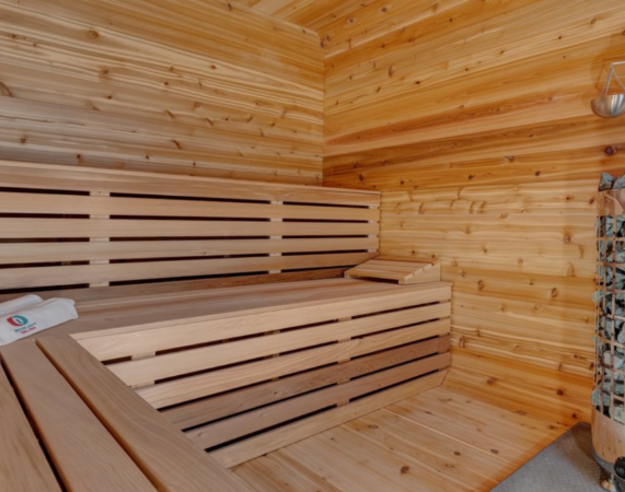 Luna Sauna - 7'x6' plus porch - Model LU7602